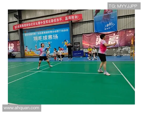 重庆羽毛球队在世界锦标赛中的转型与崛起之路探秘